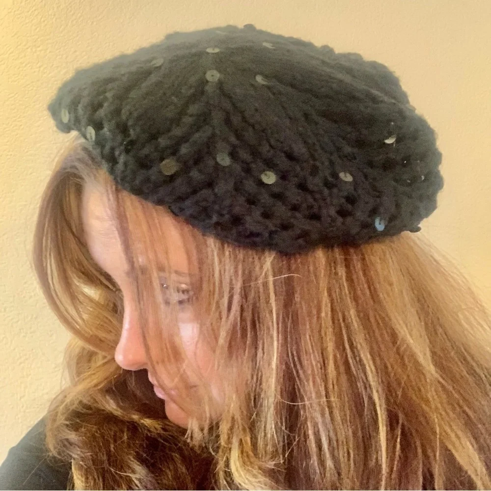 Twiggy LONDON Knit Beret Hat Black Sparkly Embellishments Sequins Vintage